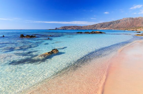 Prendere il sole in spiaggia