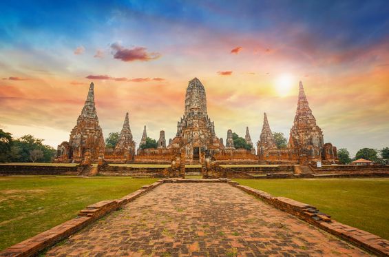 Visitare le antiche capitali del Regno del Siam