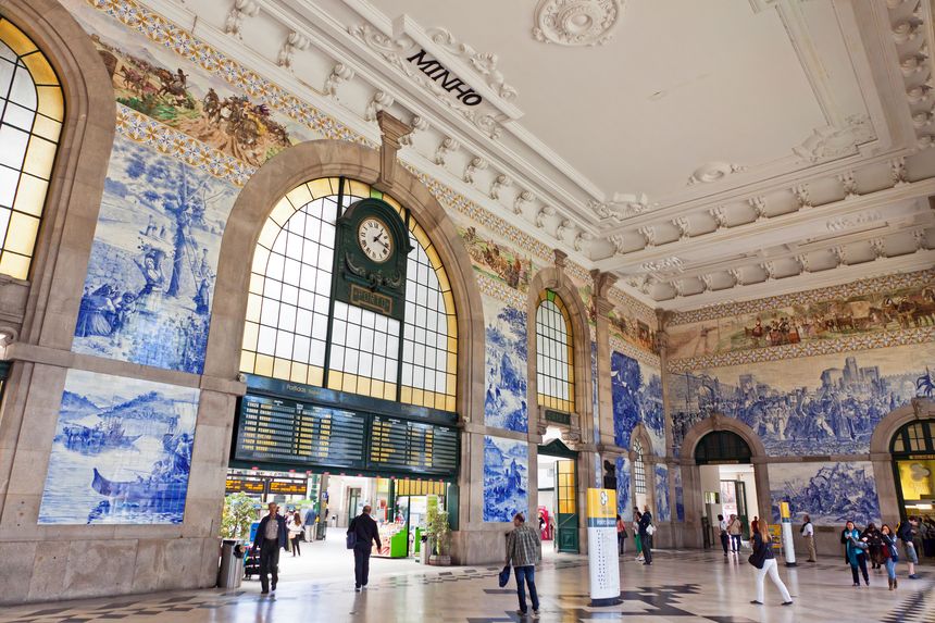 La stazione Porto-São Bento