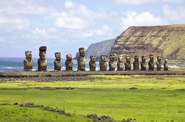 L'île de Pâques et ses 900 Moais