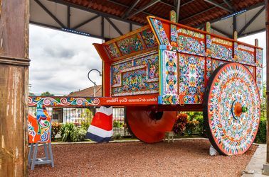 Char à bœuf dans le village artisanal de Sarchi 