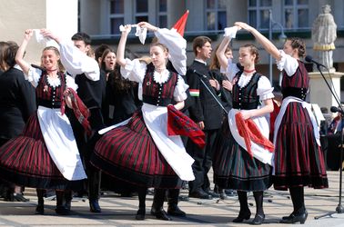 Costume folklorique hongrois