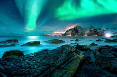 Aurores boréales sur les îles Lofoten 