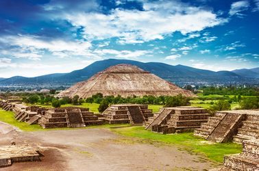Les pyramides de Teotihuacán