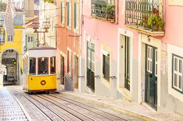 Le funiculaire de Glória à Lisbonne