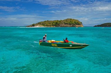 Bâteau taxi entre les îles